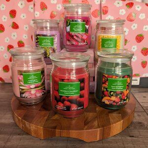 Spring Scented Candles | 17oz | 6 Amazing Fragrances | Brand New | $10 Each